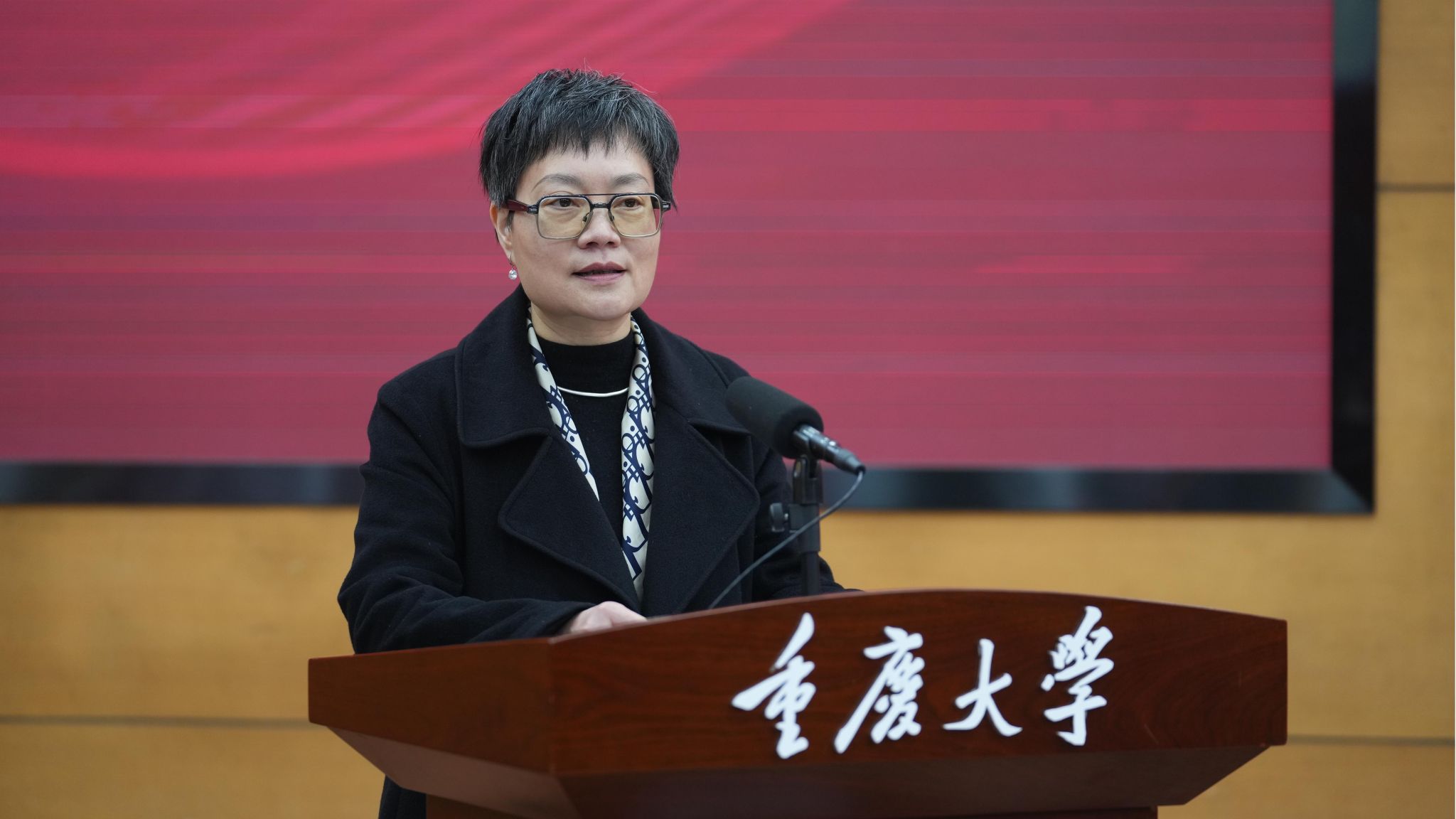 離退休處處長發言.JPG